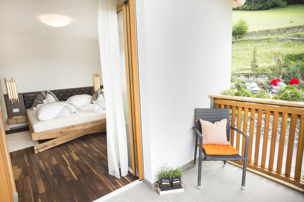 Apartament Pruensterhof Schenna Pokój zdjęcie